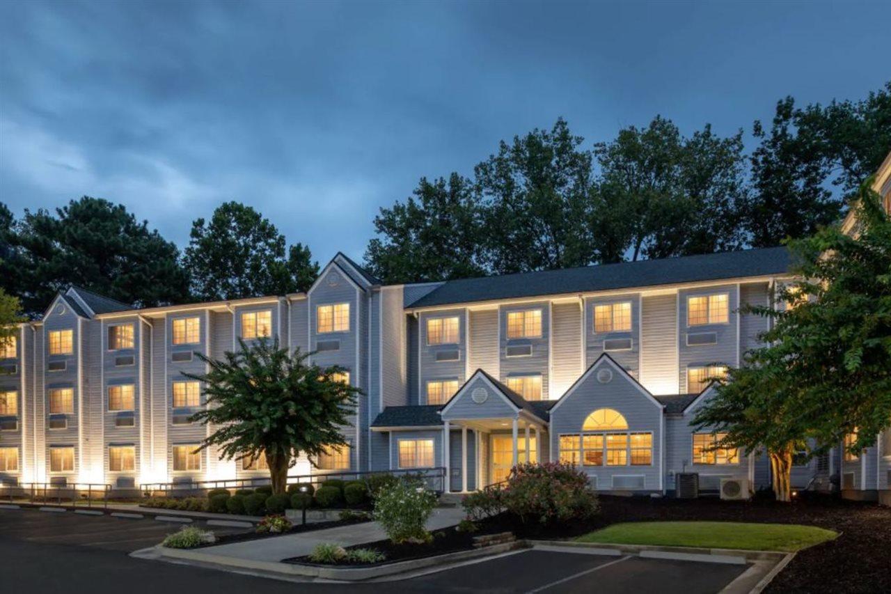 Microtel Inn & Suites By Wyndham Atlanta Buckhead Area Exterior photo